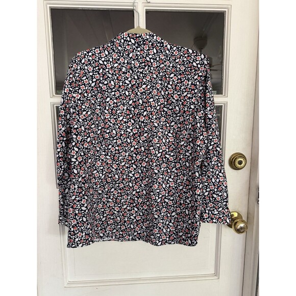 Lands' End Supima Blouse No Iron Women's Button Up Floral Shirt Navy Petite 16P - Picture 4 of 8